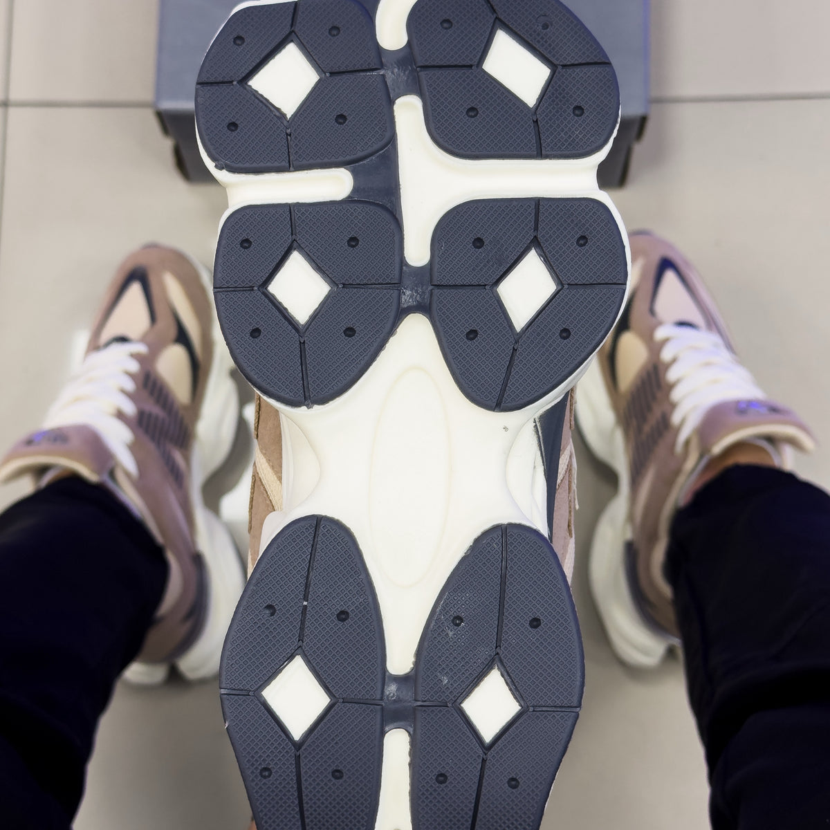 NB 9060 Marrom Premium