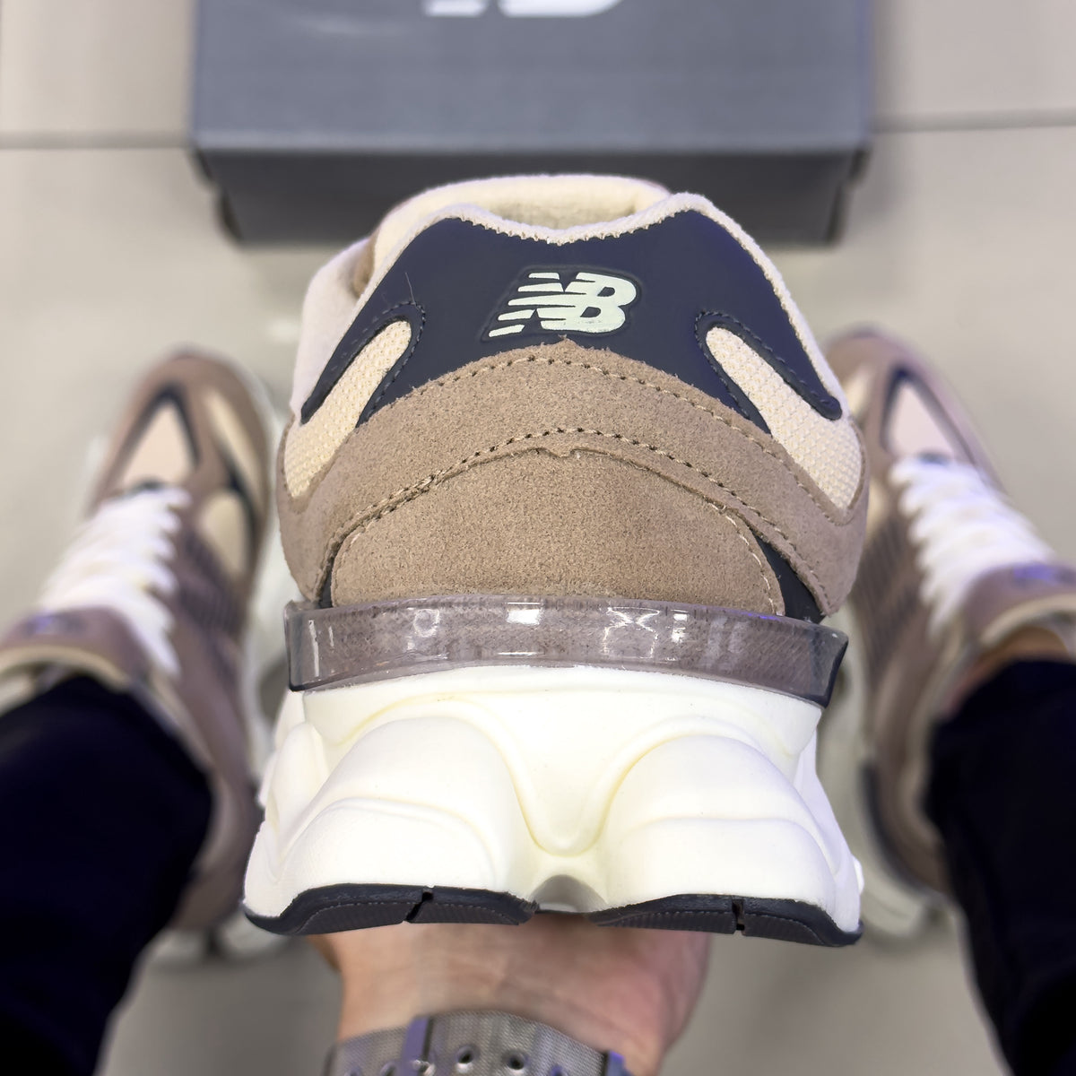 NB 9060 Marrom Premium