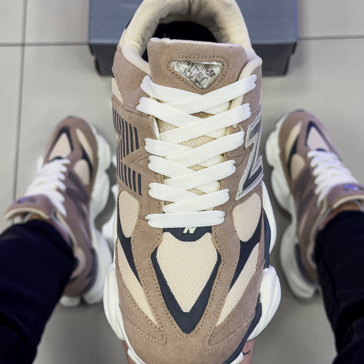 NB 9060 Marrom Premium