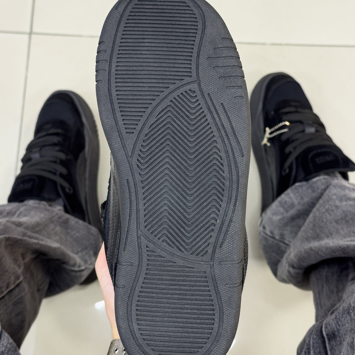 180 All Black Premium
