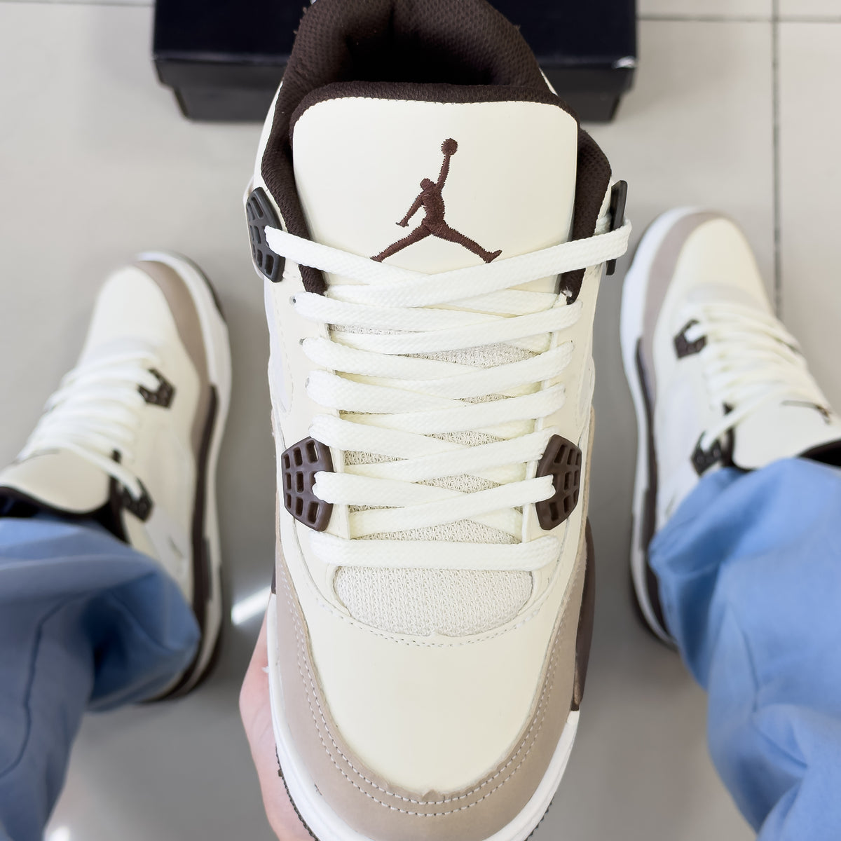 Air Jordan 4 Bege/Marrom Premium