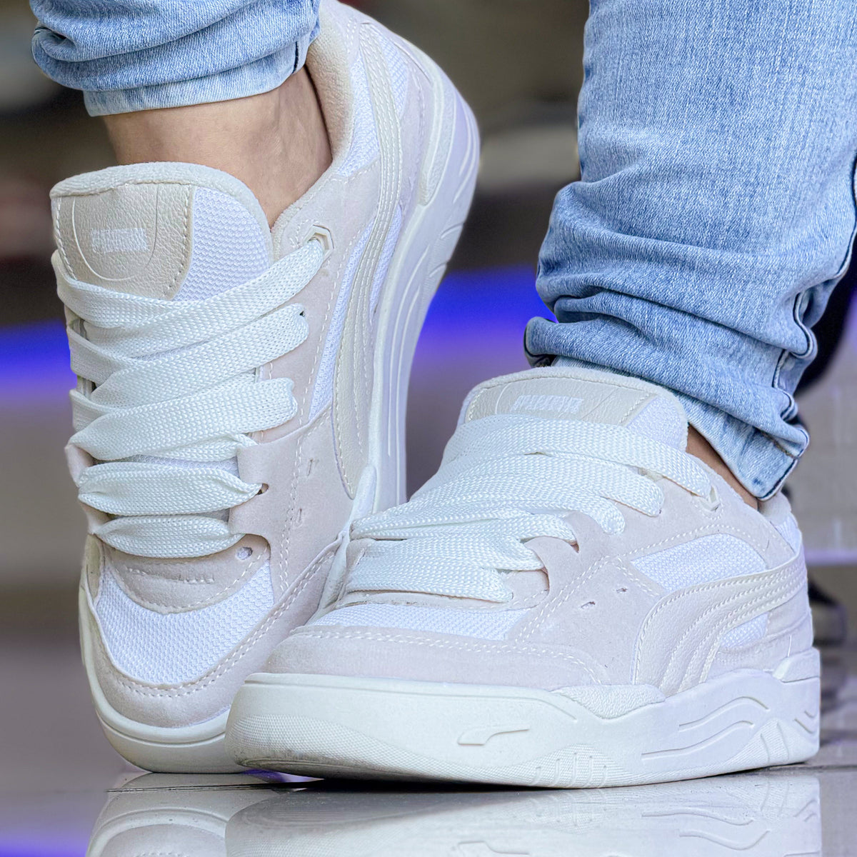 180 Off White Premium