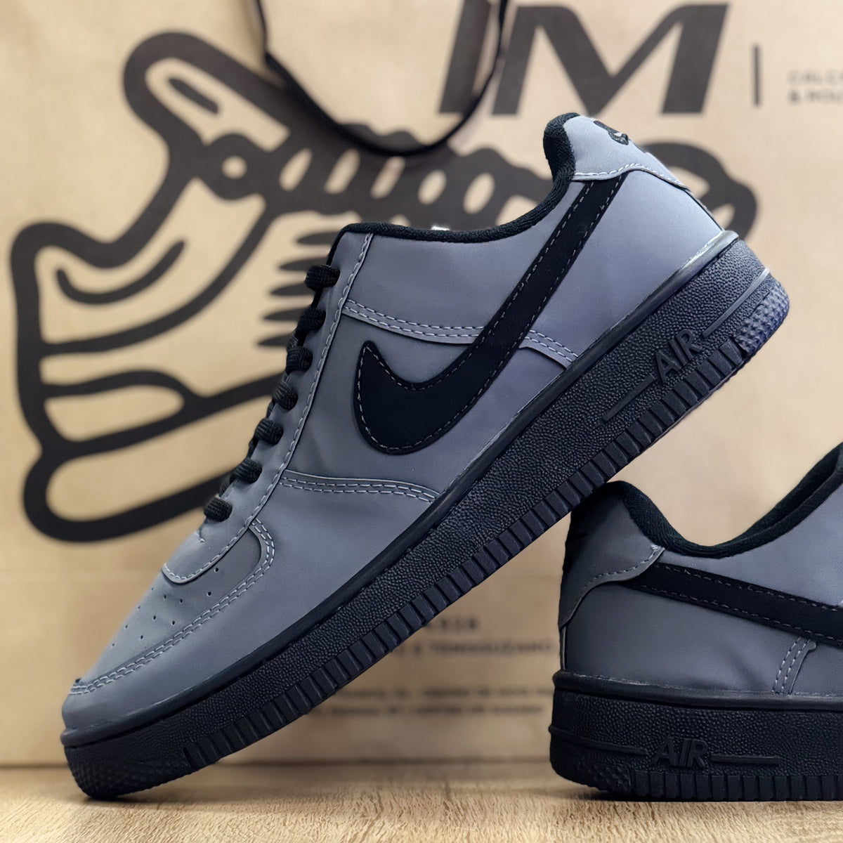 Air Force 1 Preto/Cinza Especial Premium