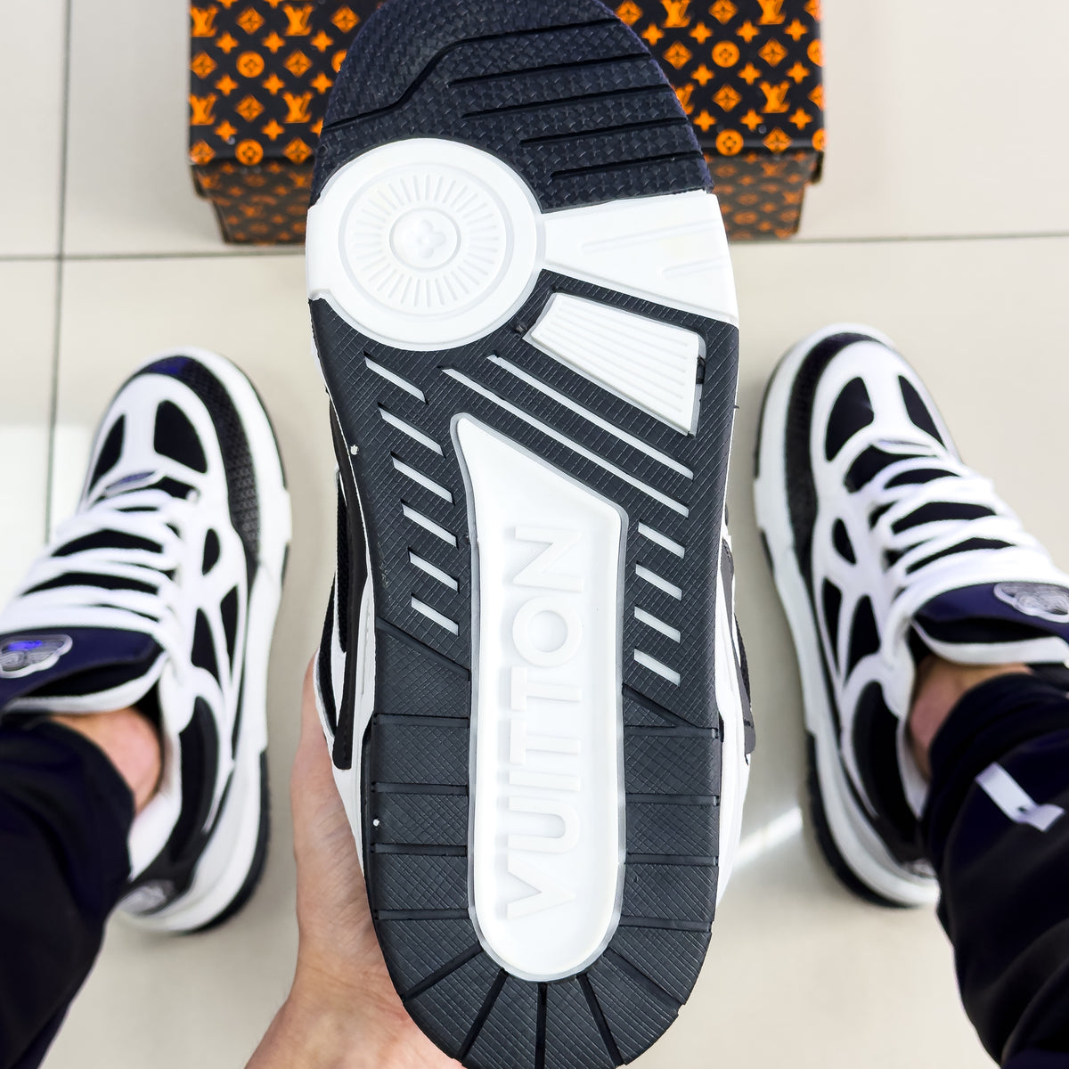 LV Skate Branco/Preto premium