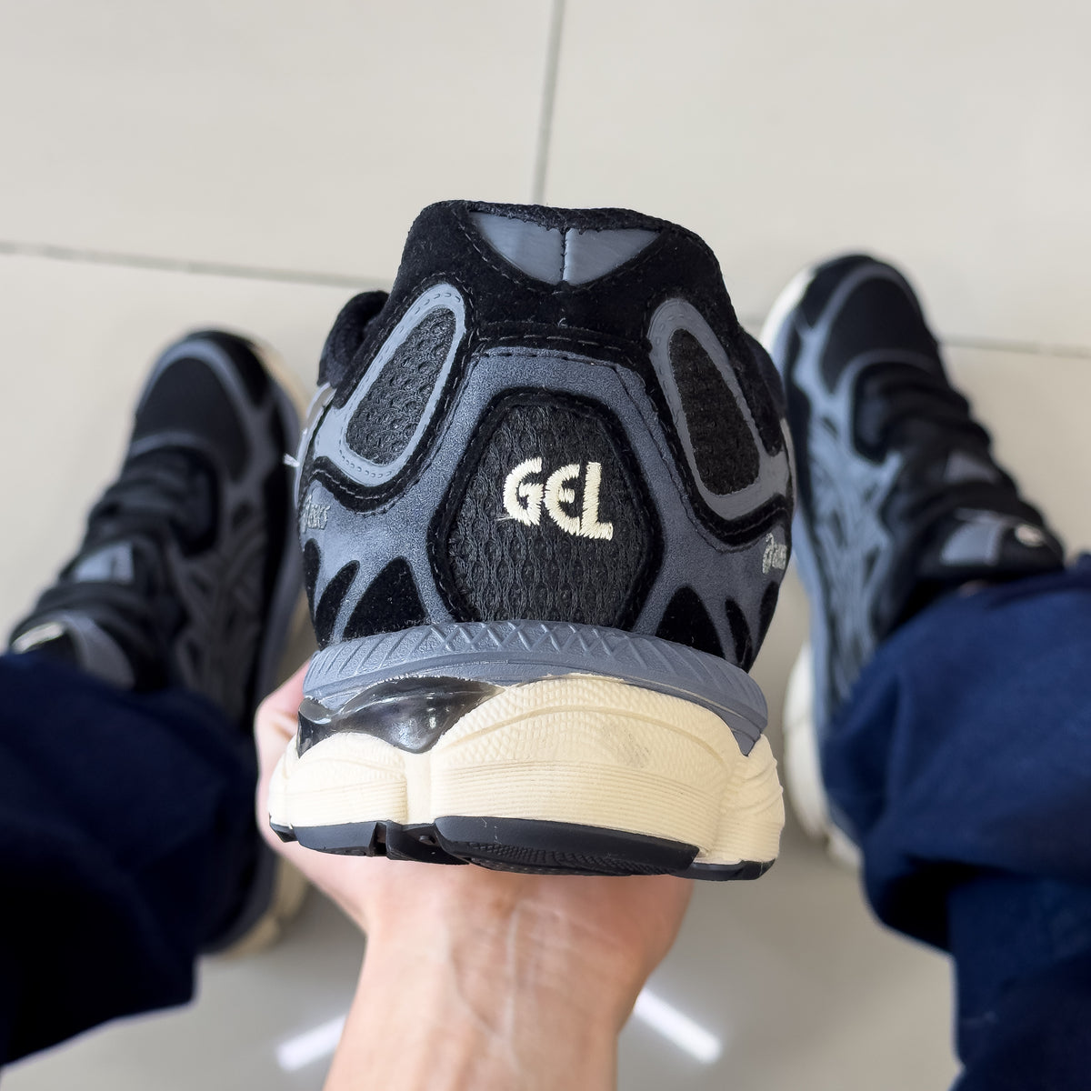 Asics Nyc Preto/Grafite Premium