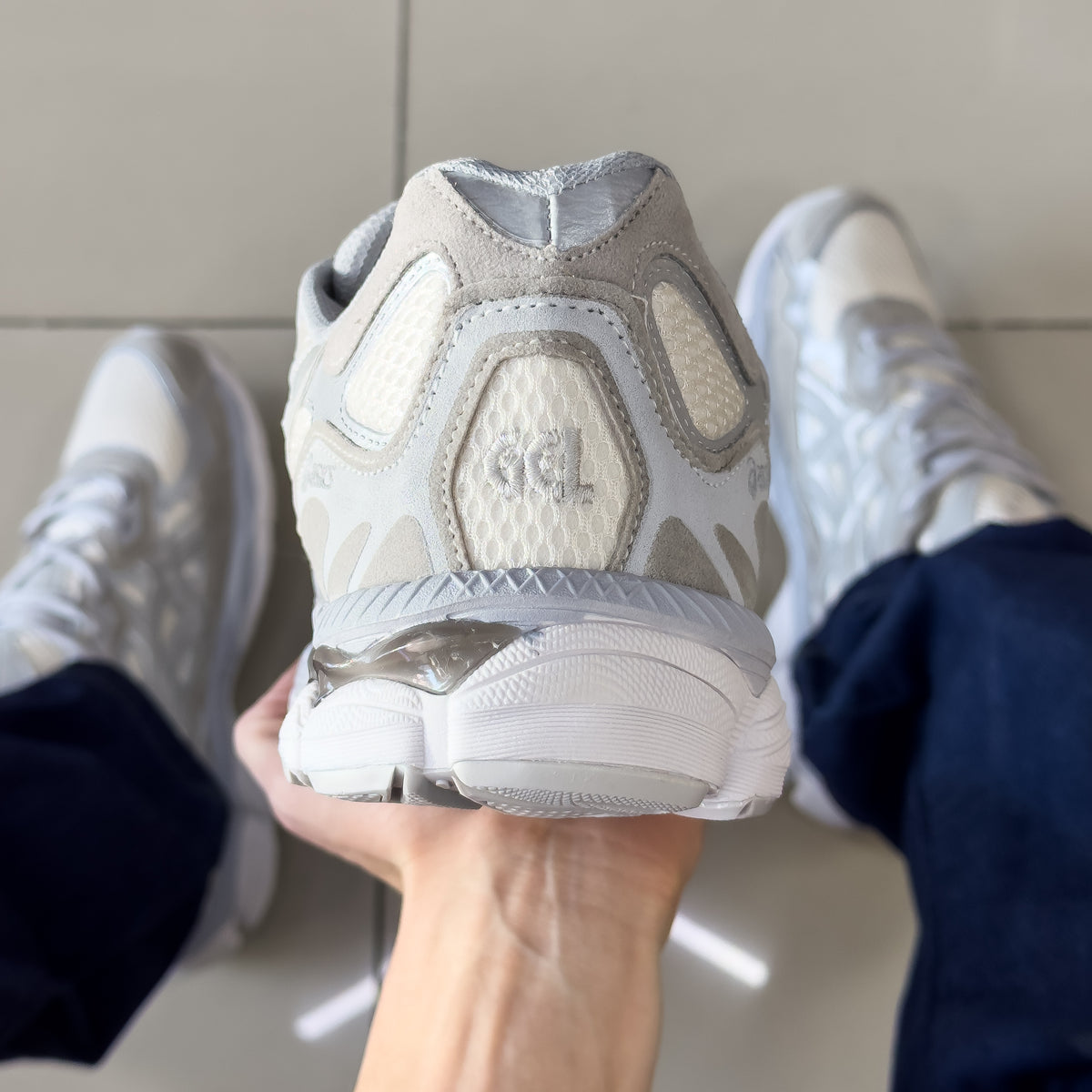 Asics Nyc Prata Premium