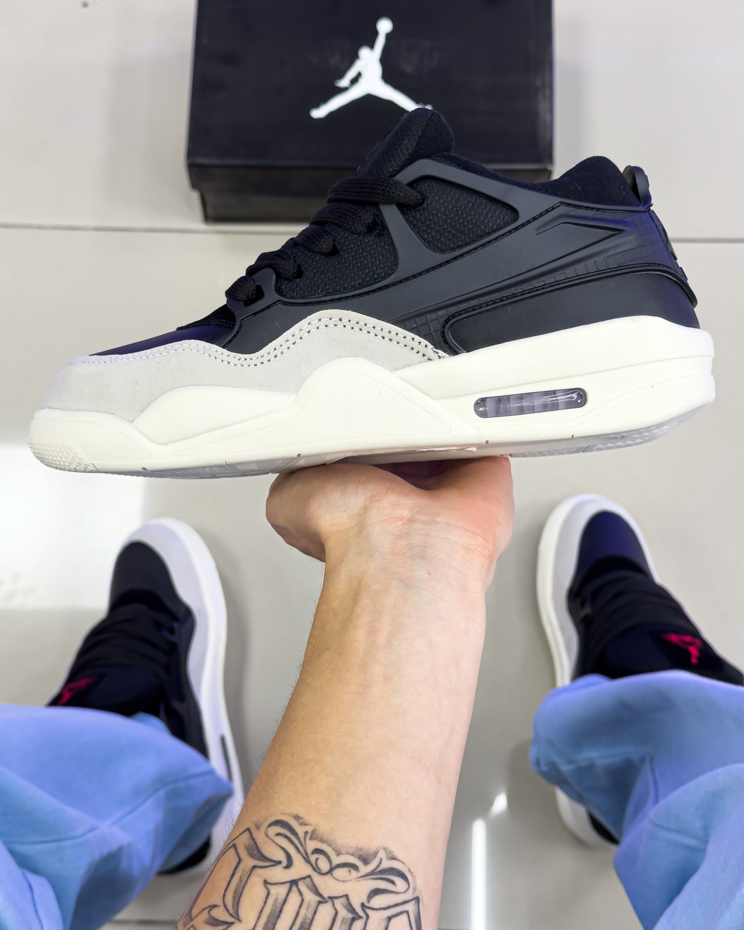 Air Jordan 4 RM Preto Bege Premium