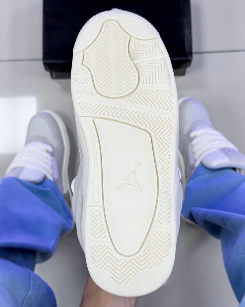 Air Jordan 4 RM Bege Premium