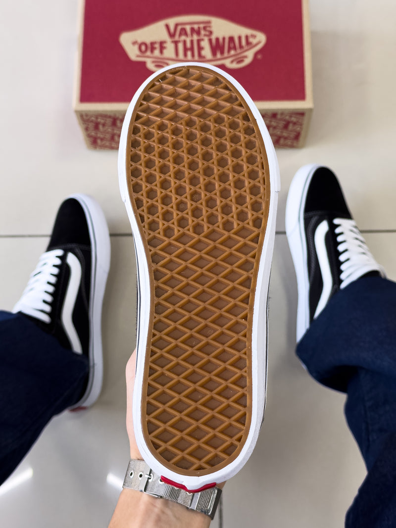 OldSchool Preto/Branco Premium