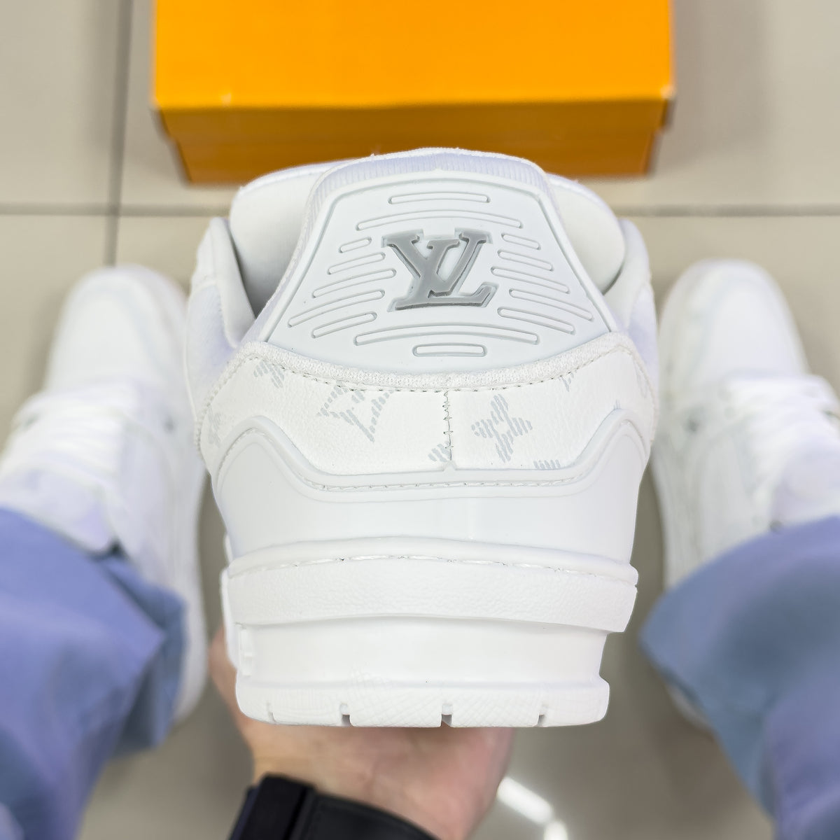 LV Trainer Branco premium