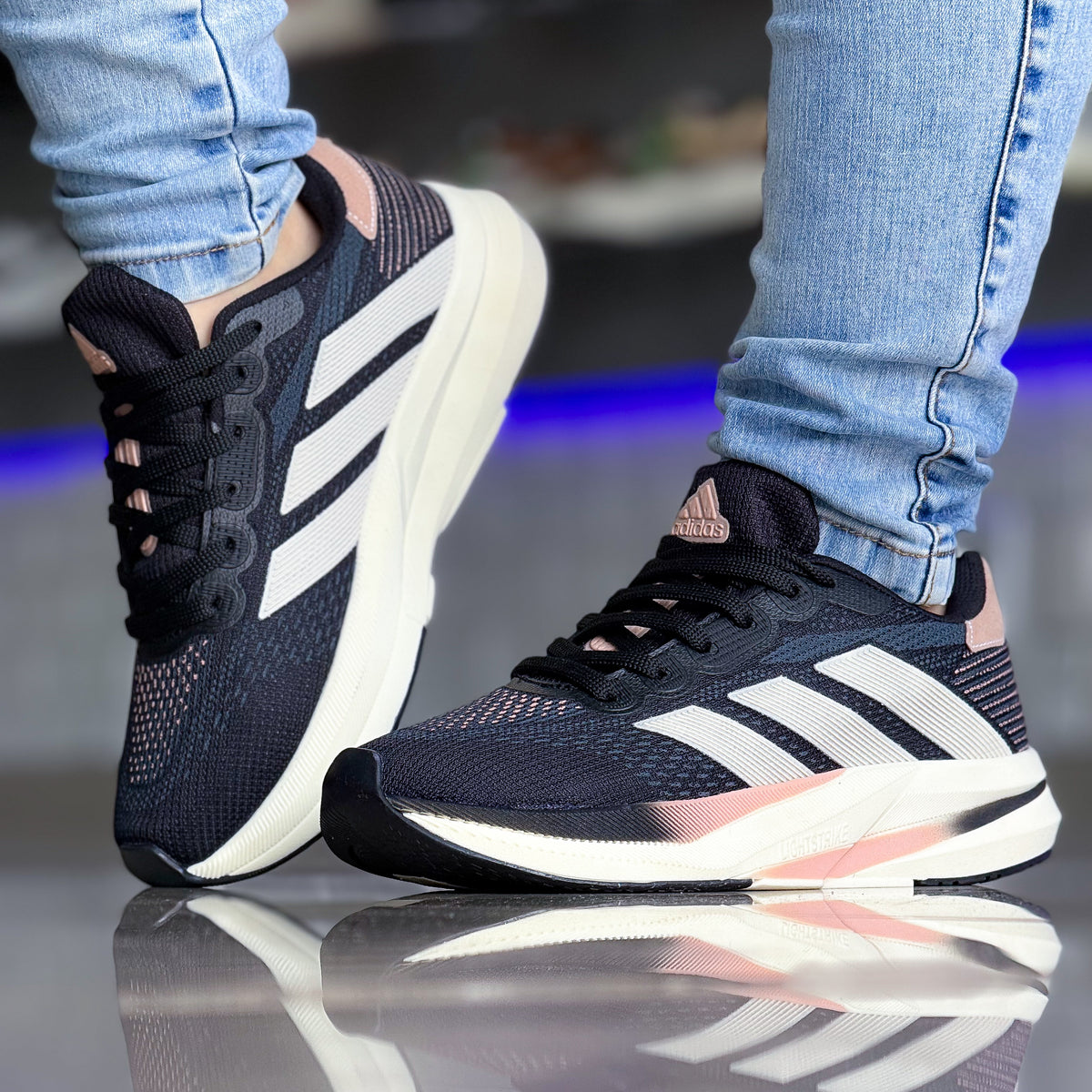 Adizero Duramo Preto/Rosa Premium