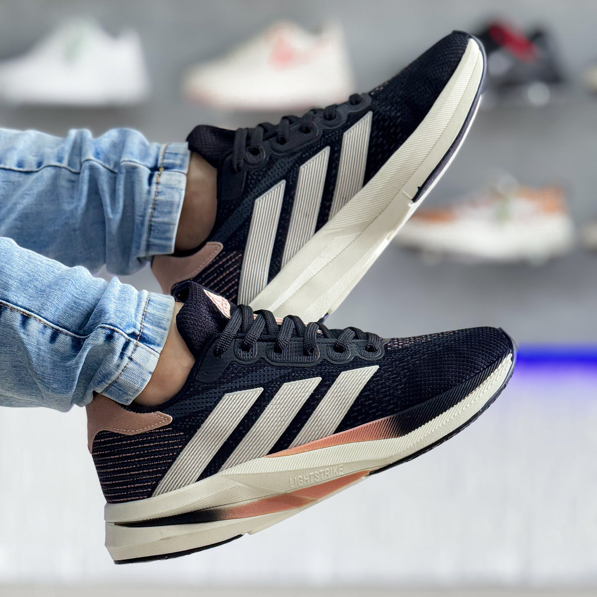 Adizero Duramo Preto/Rosa Premium