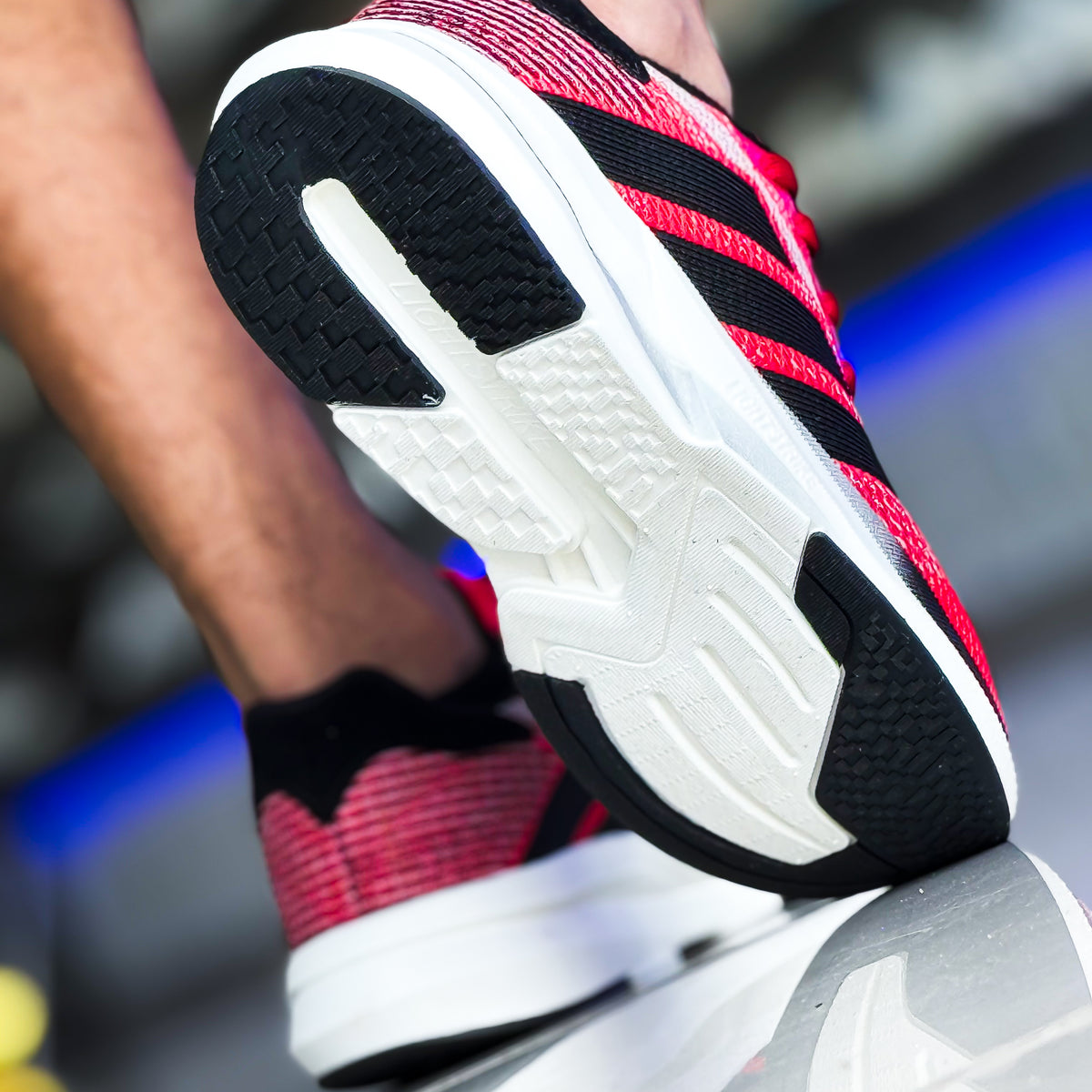 Adizero Duramo Vermelho Premium
