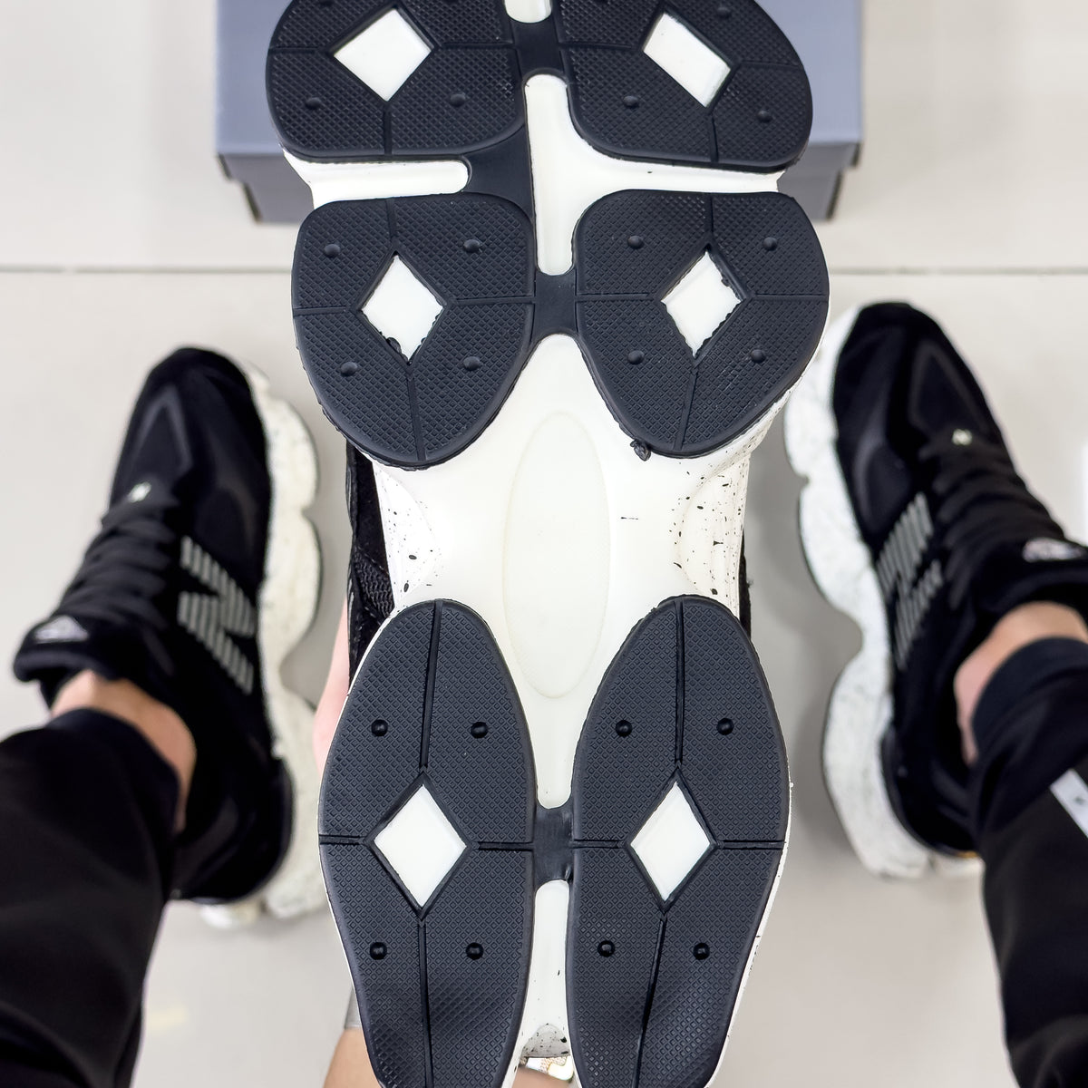 NB 9060 Preto Bolinha Premium