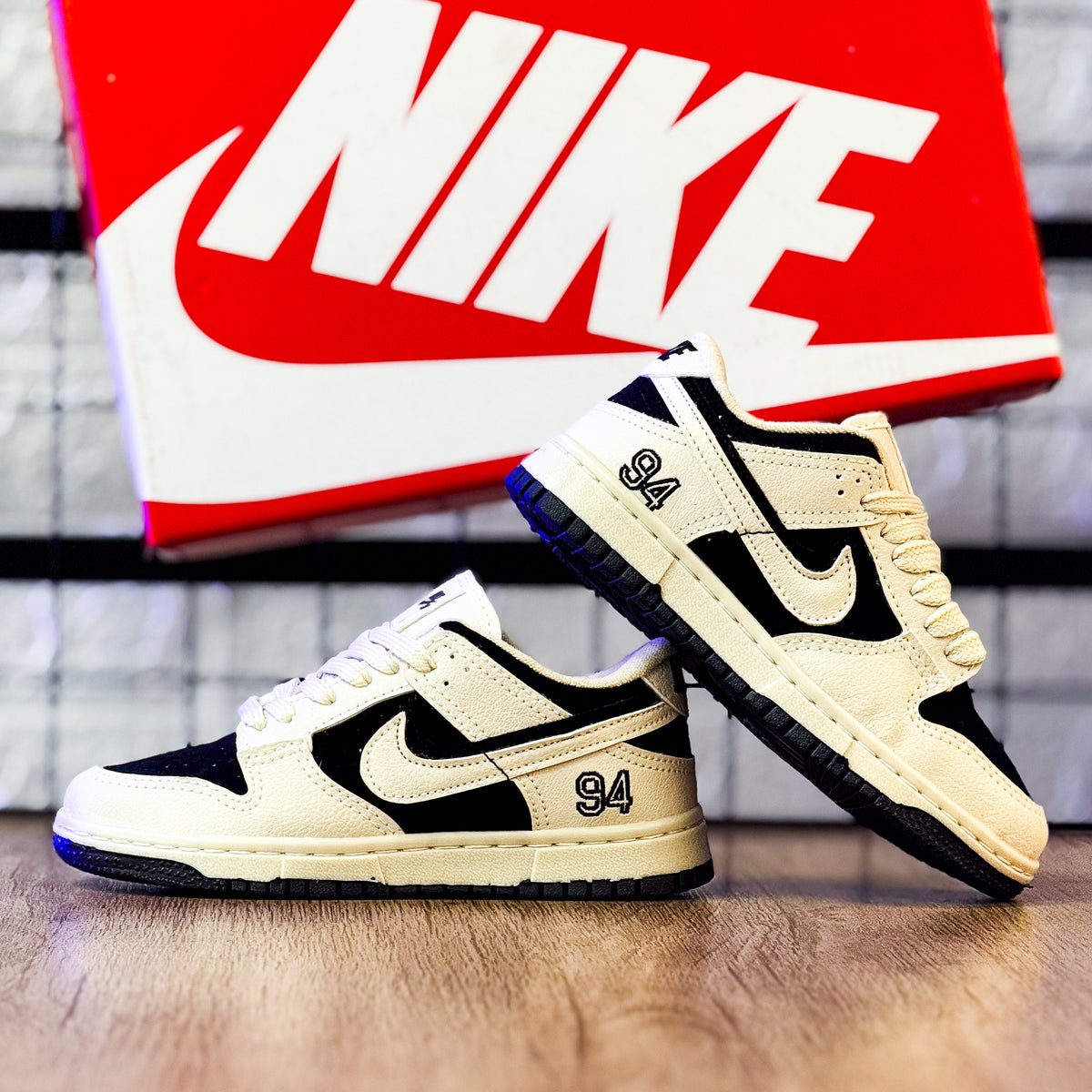 Dunk Low Bege/Preto Infantil