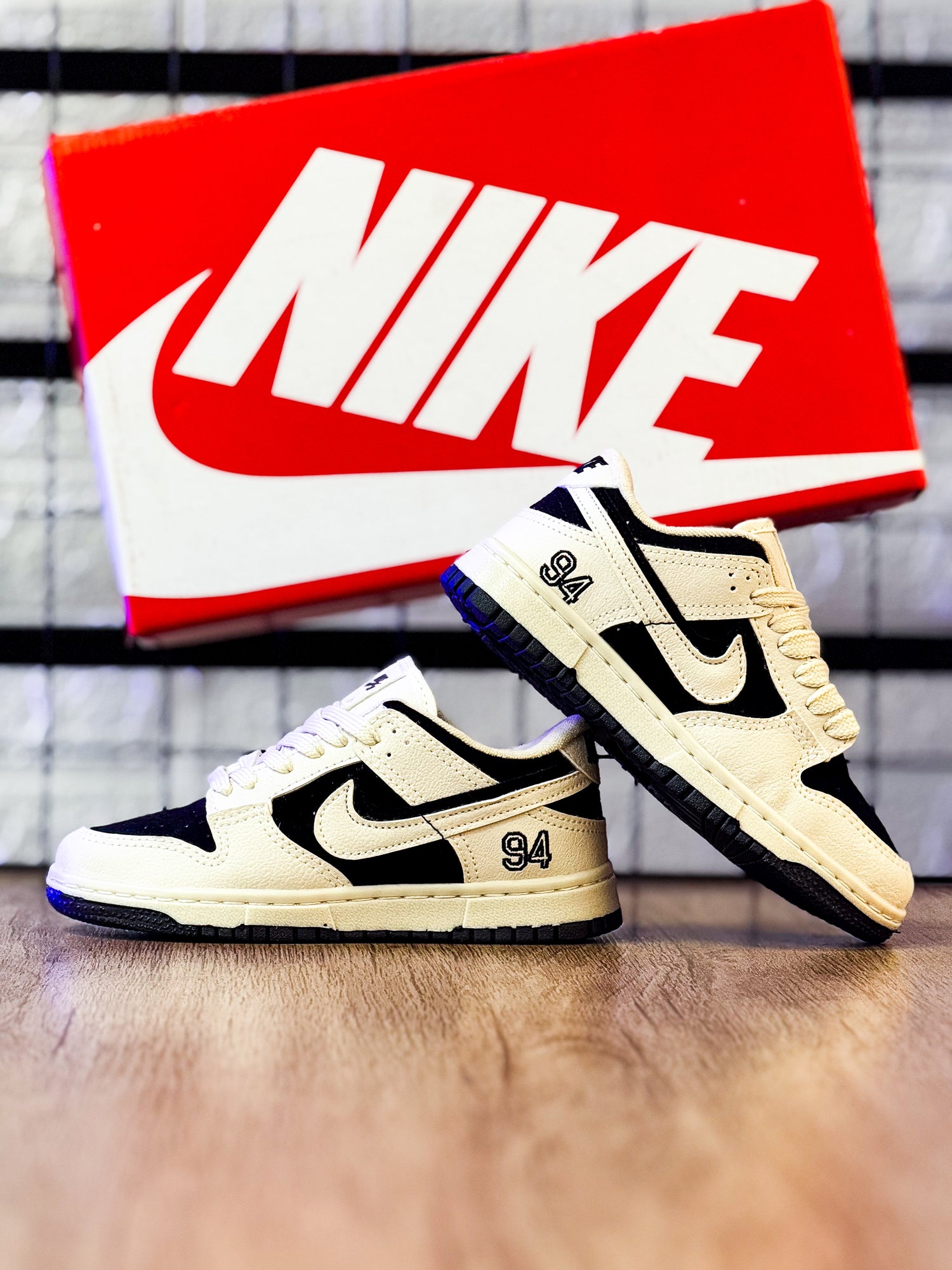 Dunk Low Bege/Preto Infantil