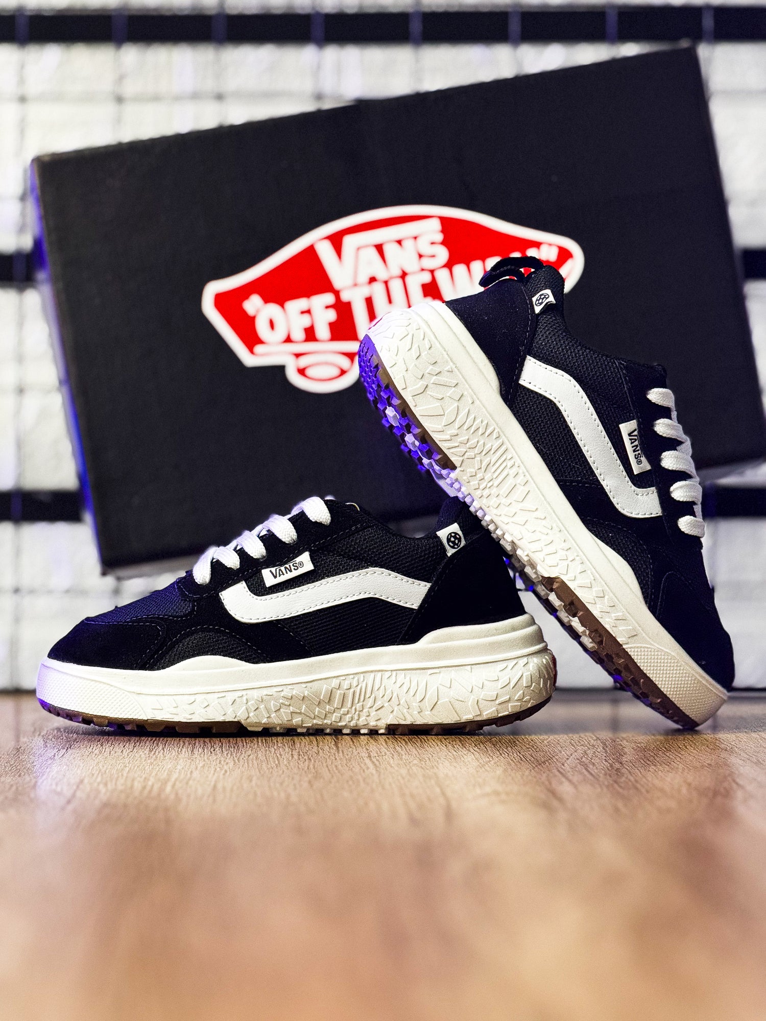 NE0 VR3 Preto/Branco Infantil