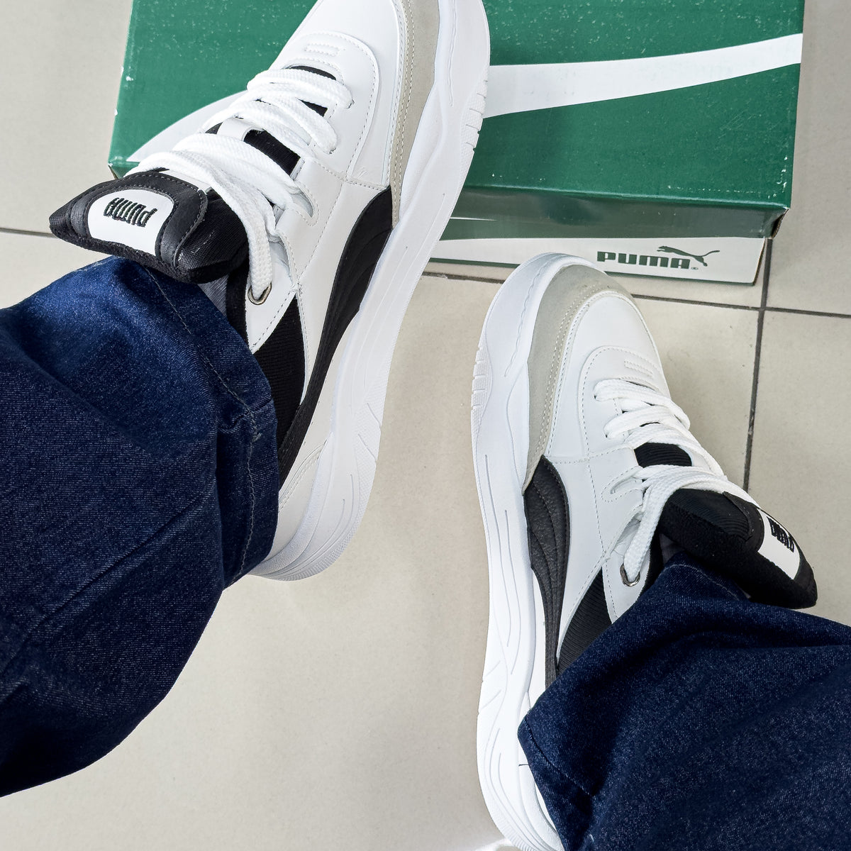 180 Reverse Branco/Preto Premium