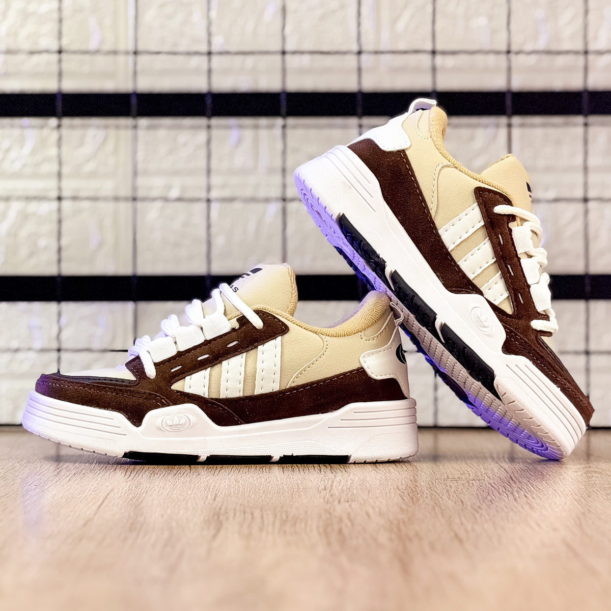 Adi2000 Bege/Marrom Infantil