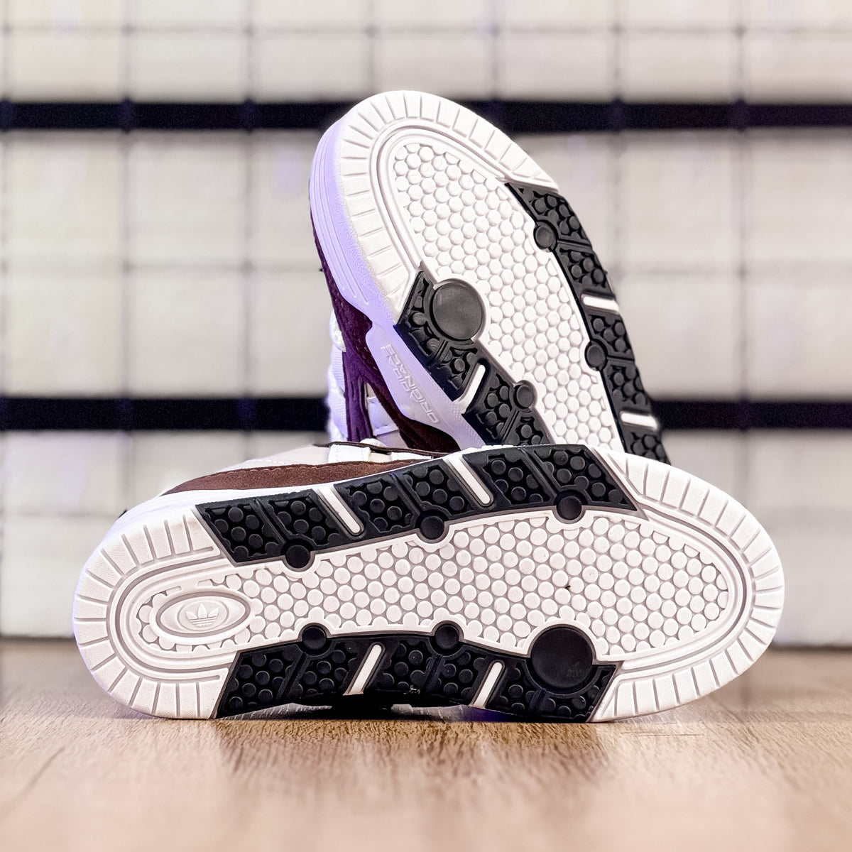 Adi2000 Bege/Marrom Infantil