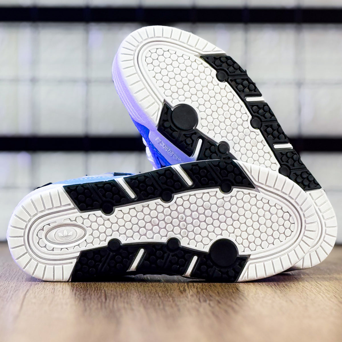 Adi2000 Branco/Azul Infantil