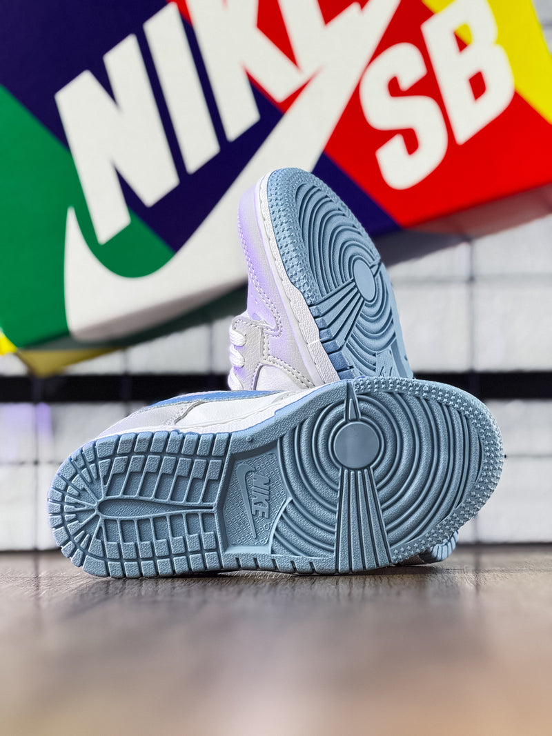 Dunk Low Cinza/Azul Infantil