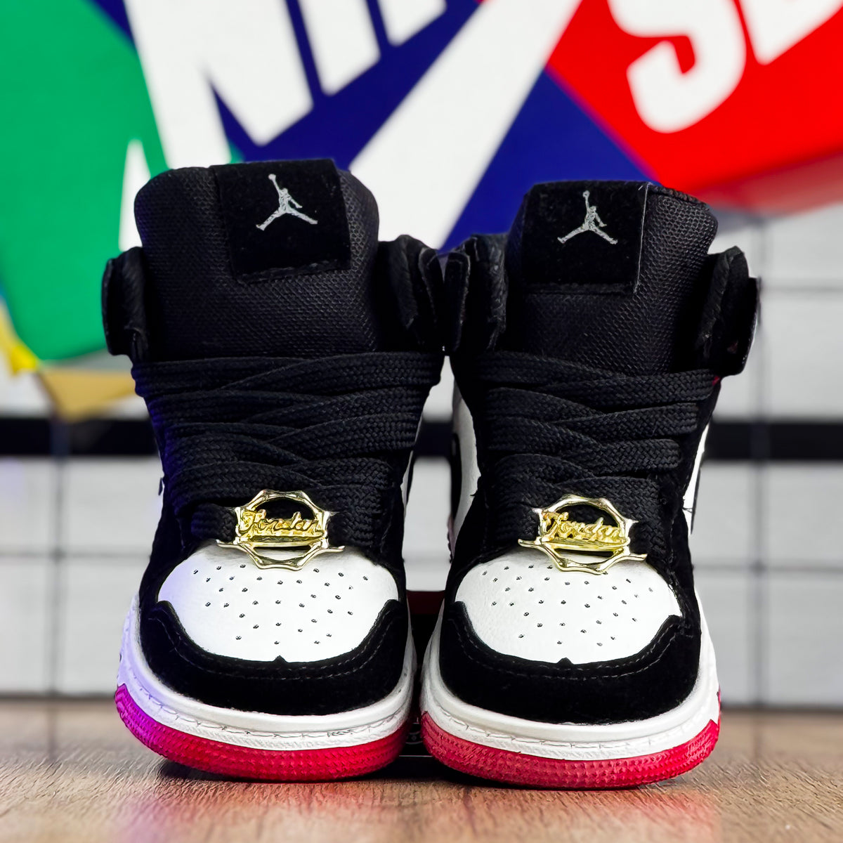 Air Jordan 1 Preto/Vermelho Infantil