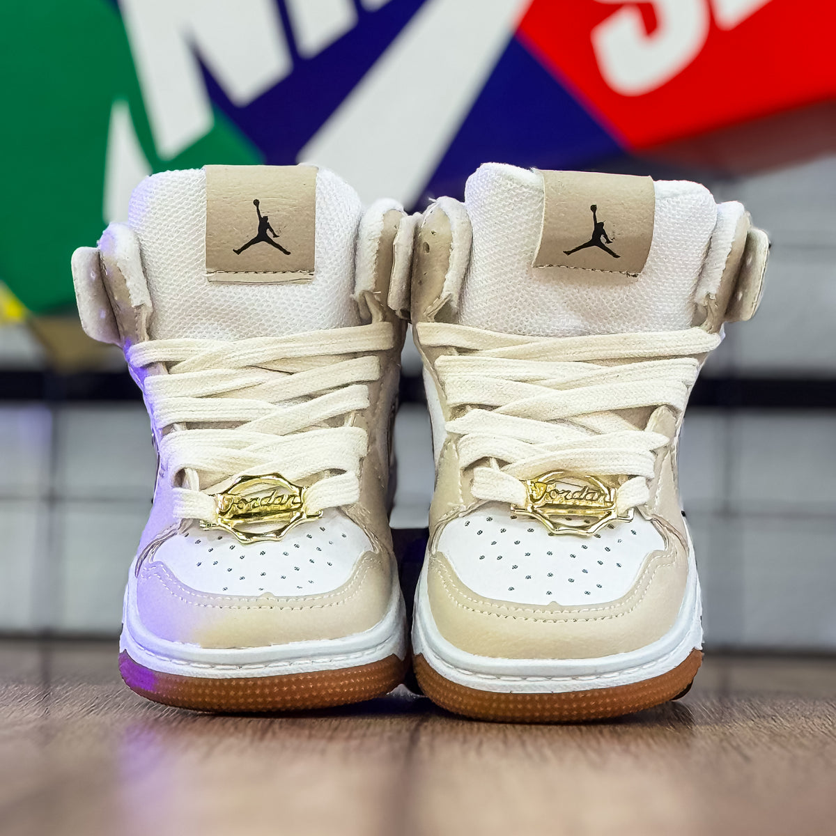 Air Jordan 1 Dourado Infantil