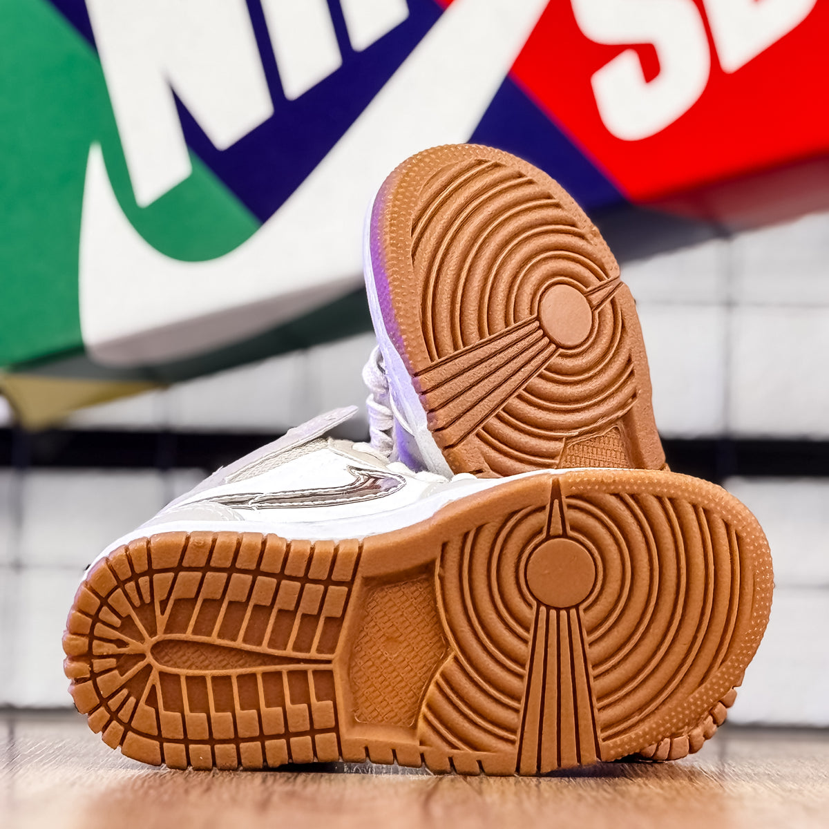 Air Jordan 1 Dourado Infantil