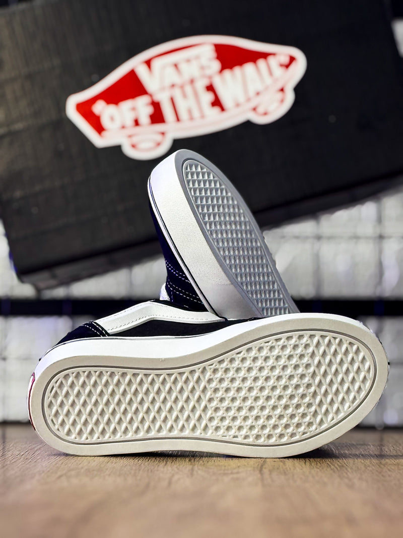 KINU School Preto/Branco Infantil