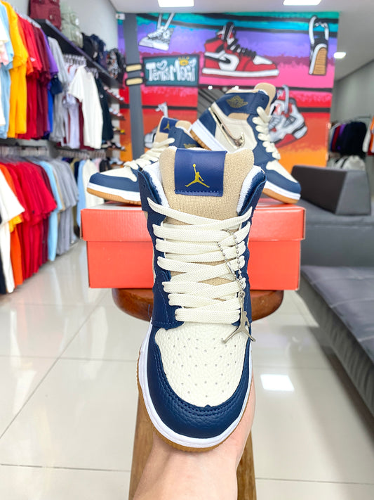 Jordan 1 Marinho/Dourado Infantil