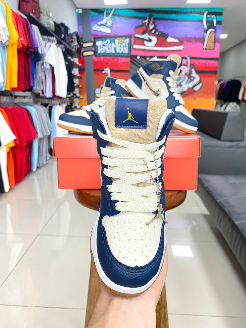 Jordan 1 Marinho/Dourado Infantil