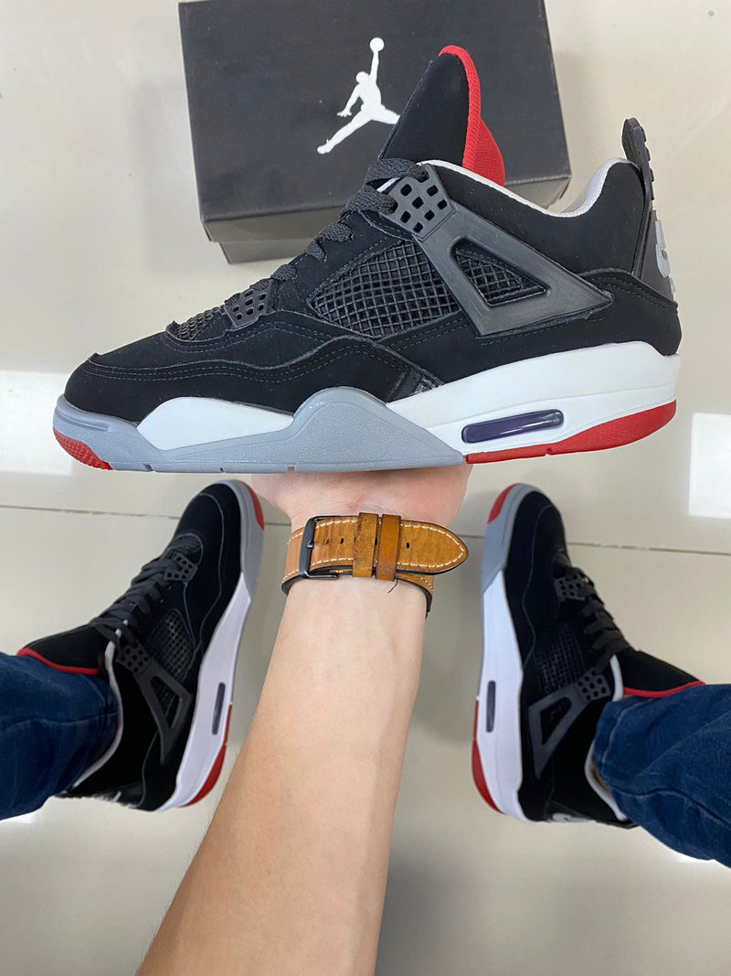 Jordan 4 Preto/Vermelho