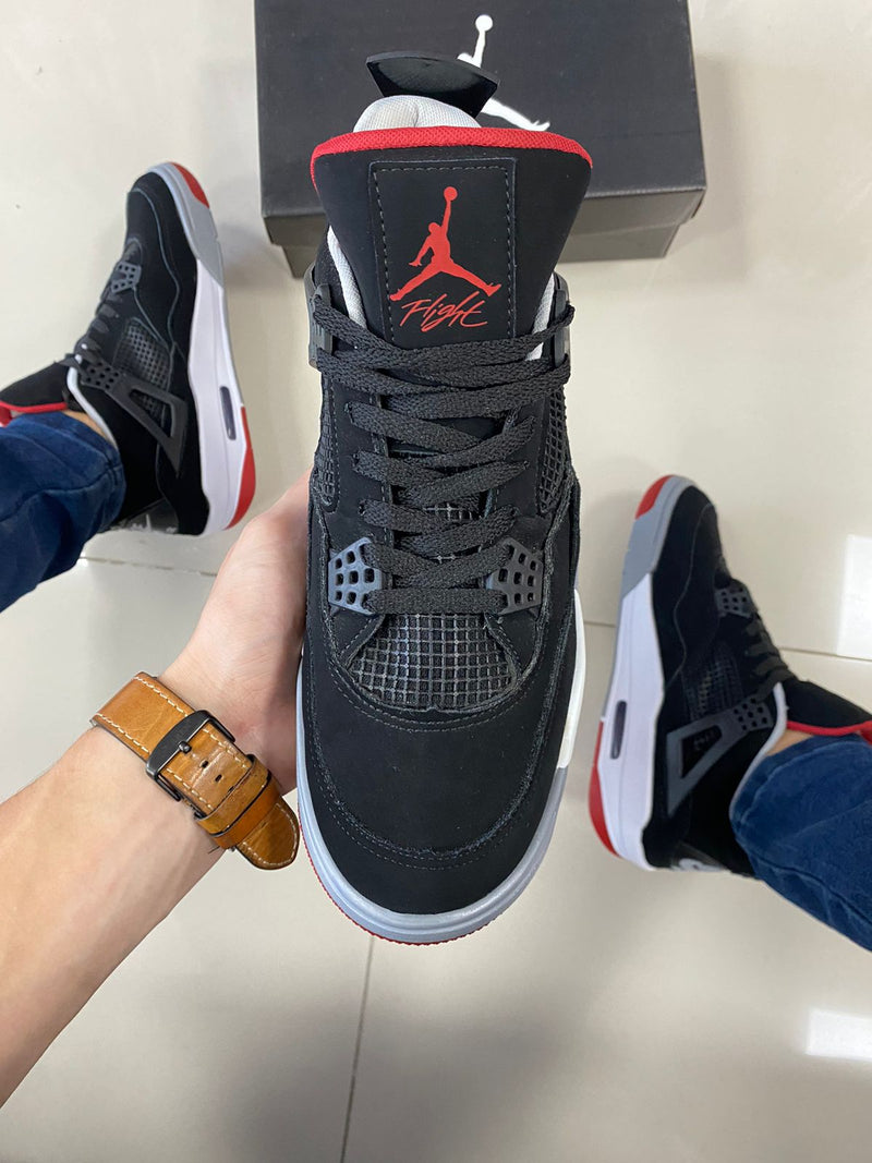 Jordan 4 Preto/Vermelho