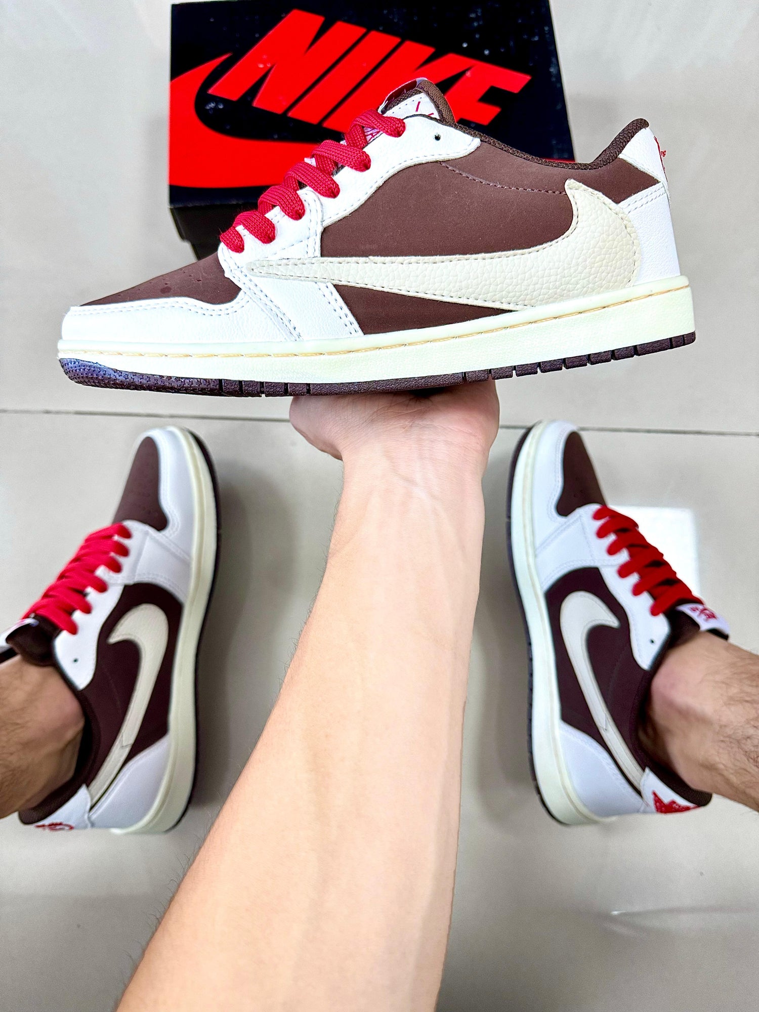 Jordan Low Travis Scott Reverse Mocha