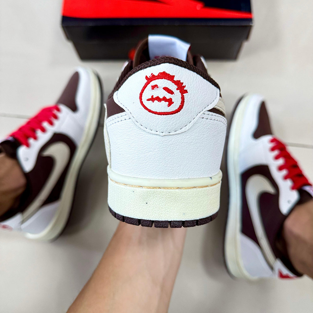 Jordan Low Travis Scott Reverse Mocha