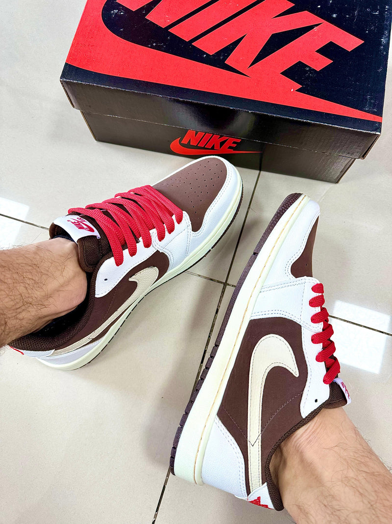 Jordan Low Travis Scott Reverse Mocha