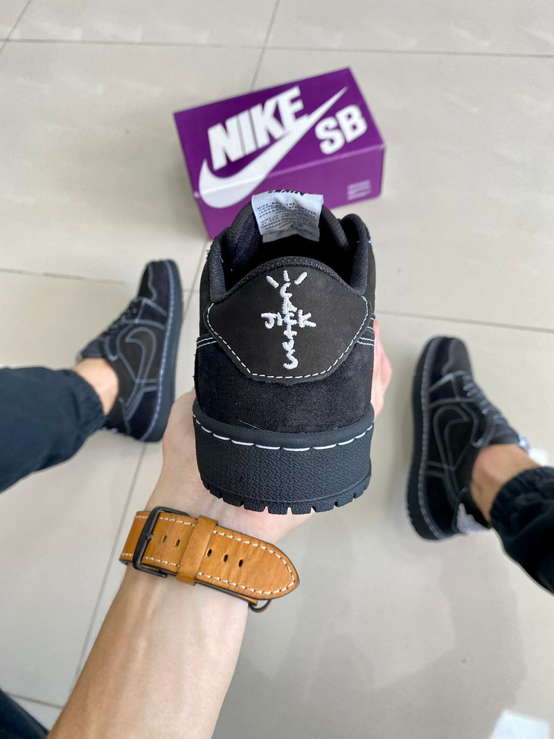 Air Jordan Low Travis Preto Premium