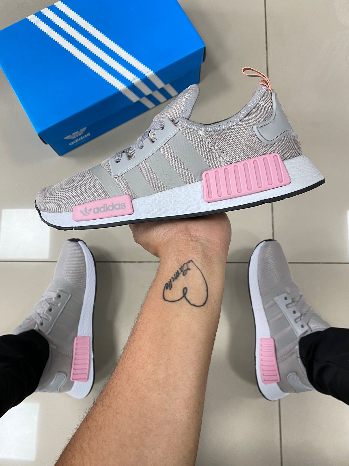 NMD Cinza/Rosa