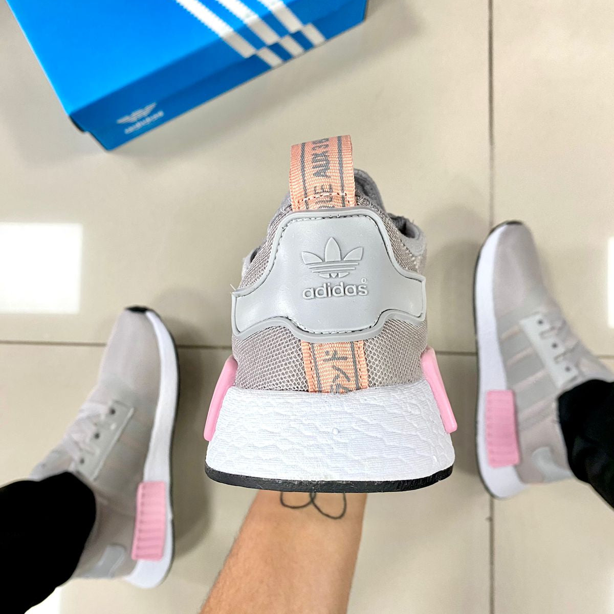 NMD Cinza/Rosa