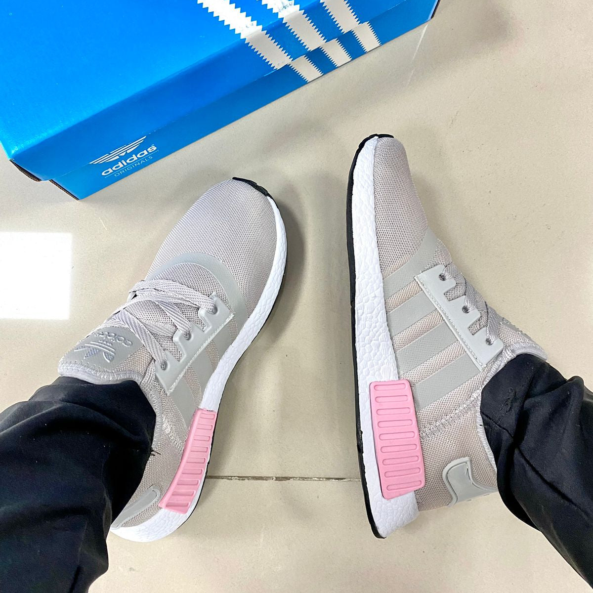 NMD Cinza/Rosa