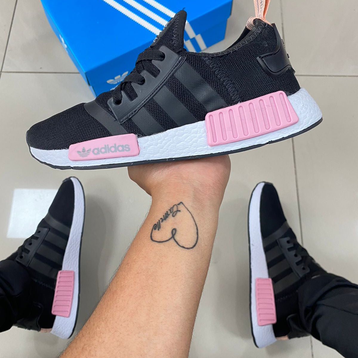 NMD Preto/Rosa