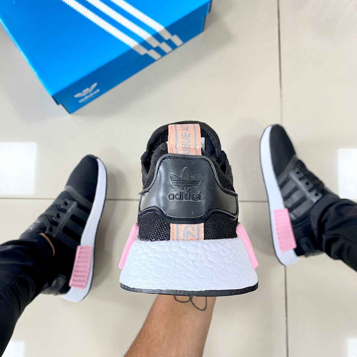 NMD Preto/Rosa