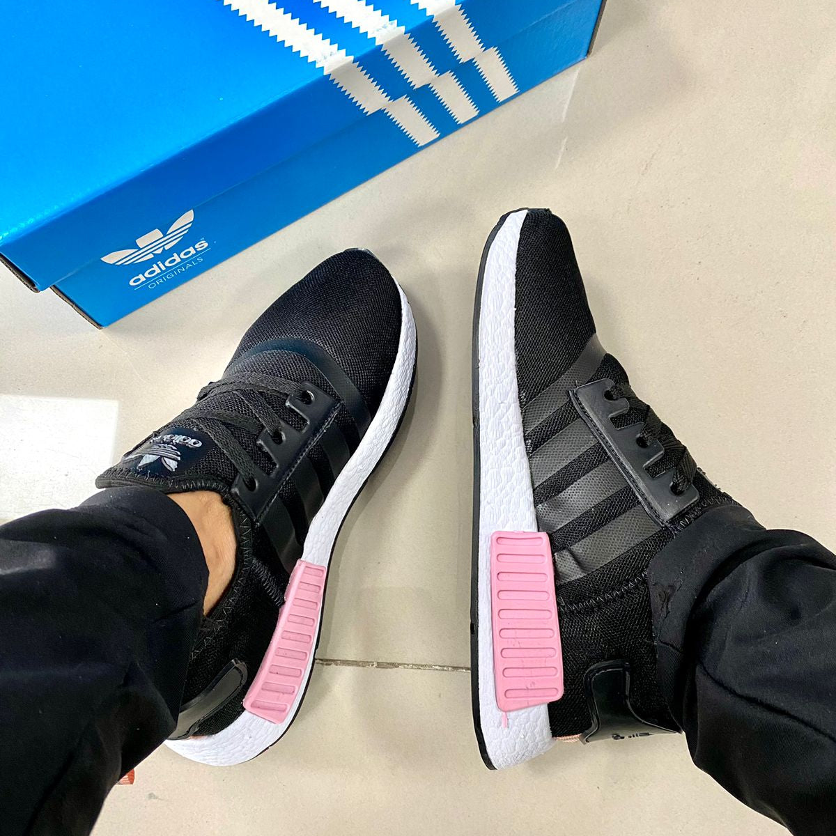 NMD Preto/Rosa