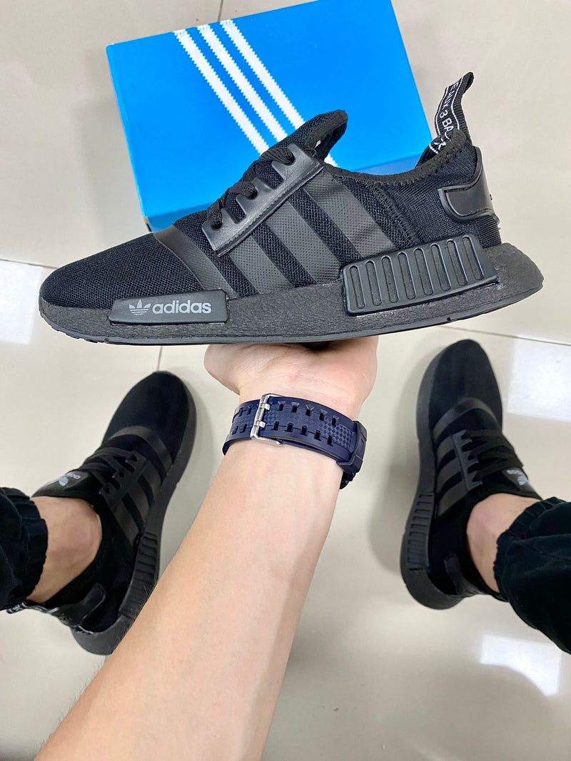 NMD Preto