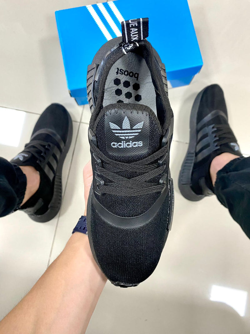NMD Preto
