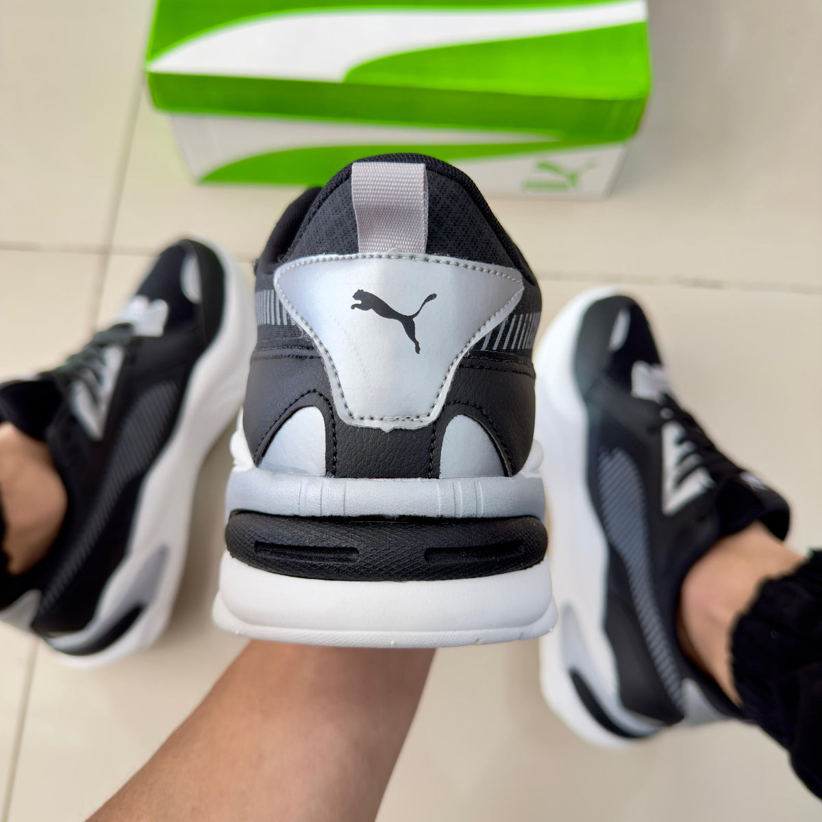X-Ray 2 Preto/Branco Premium
