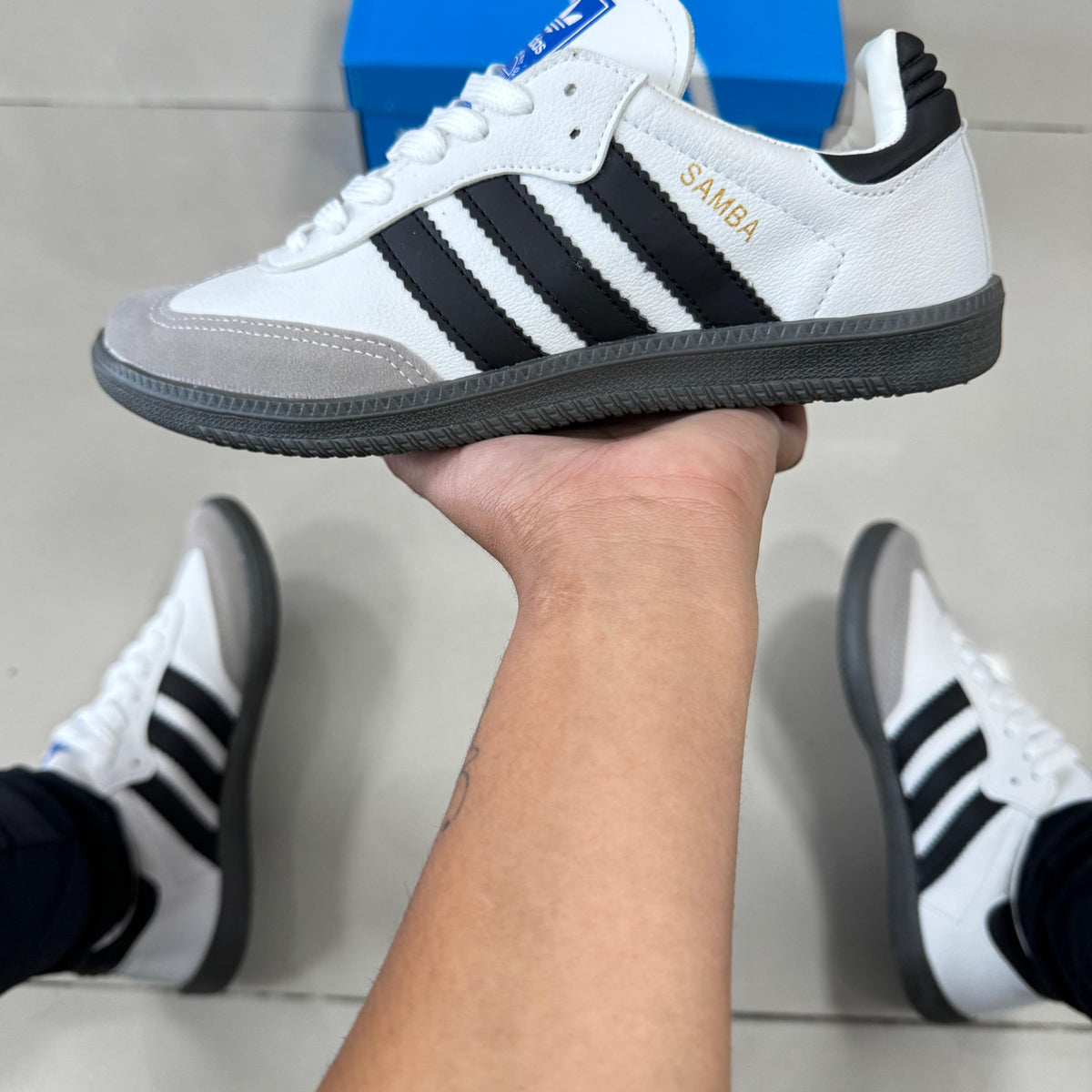 Samba Branco/Preto Premium