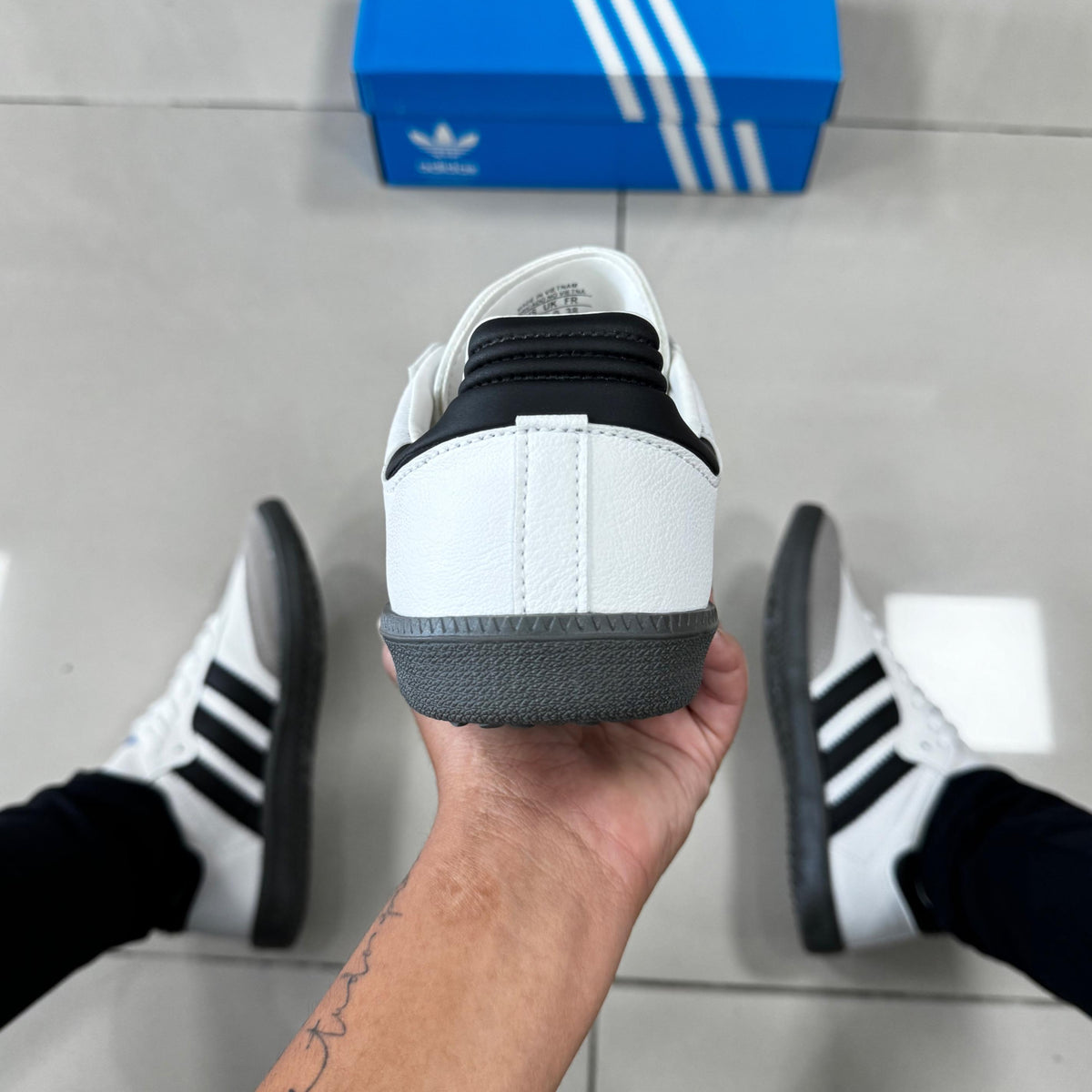 Samba Branco/Preto Premium