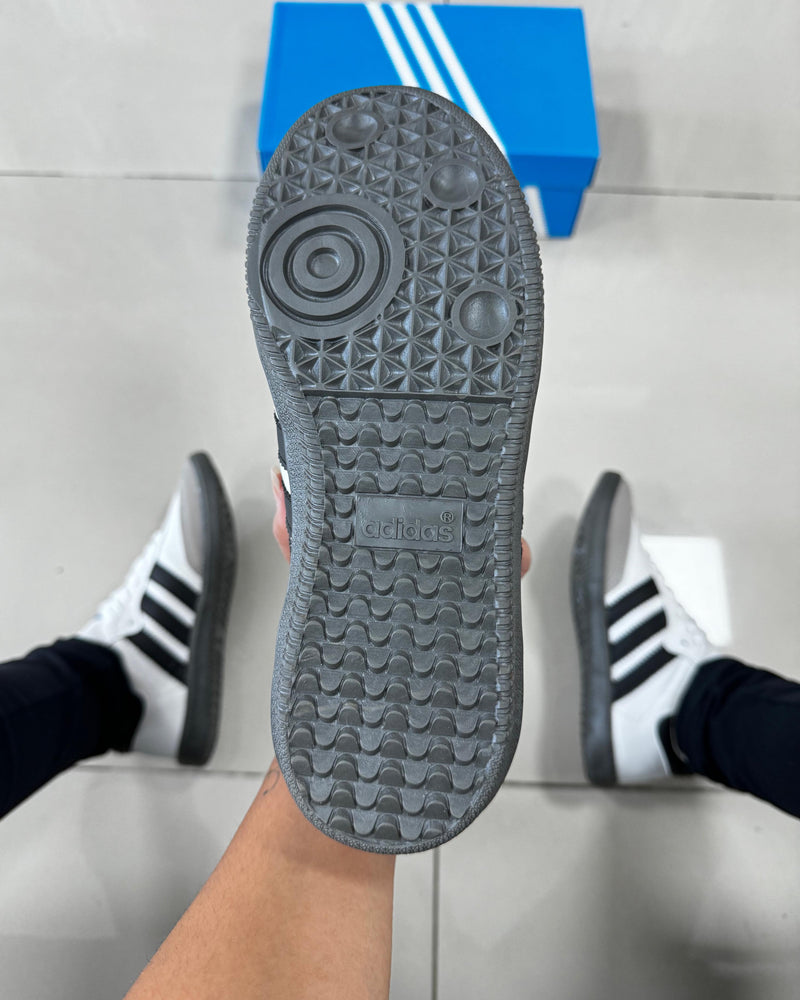 Samba Branco/Preto Premium